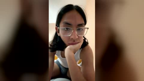 latinmale2004 online show from February 1, 2:26 pm