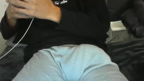 latinman7945 online show from February 11, 7:57 am