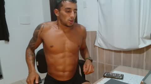 latinmarian online show from April 24, 7:22 am