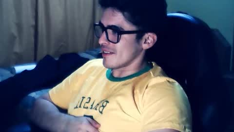 Snapshot of latinn_babe chatting on September 24, 4:05 am latinn_babe online show from September 24, 4:05 am