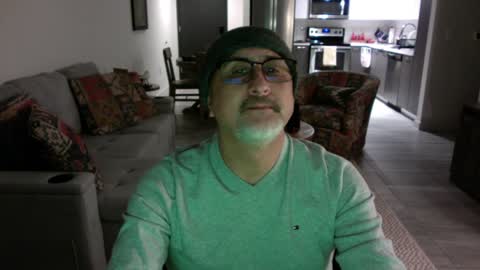 QS - INDEPENDENT MODEL online show from December 2, 12:09 am