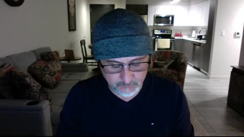 QS - INDEPENDENT MODEL online show from January 16, 6:46 am