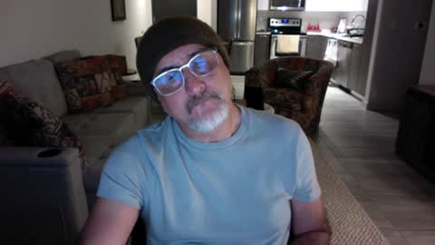 QS - INDEPENDENT MODEL online show from January 29, 2:09 am