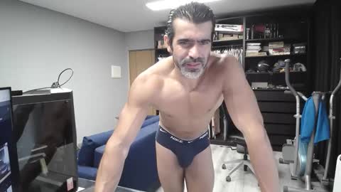 sam online show from September 10, 10:15 am