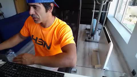 sam online show from October 11, 9:41 am