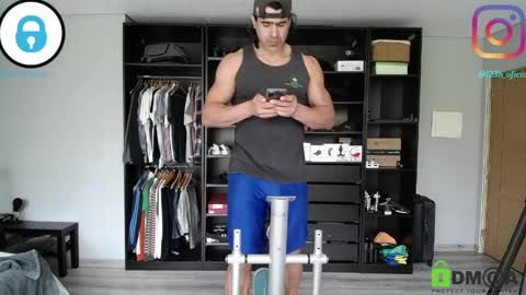 sam online show from April 7, 8:26 am