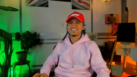 latino_boysmiles online show from February 26, 2:21 am