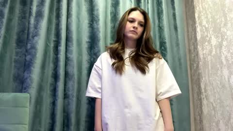 Snapshot of latrishawackerbarth chatting on April 11, 5:28 pm Eva online show from April 11, 5:28 pm