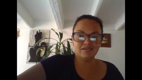 Snapshot of lau16310 chatting on December 20, 8:38 pm Laura online show from December 20, 8:38 pm