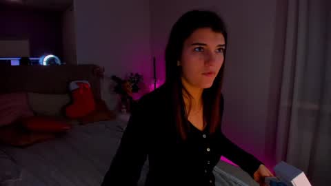 Laura online show from December 29, 6:14 am