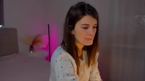 Laura online show from February 26, 6:04 am