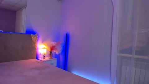 Laura online show from March 9, 5:44 am