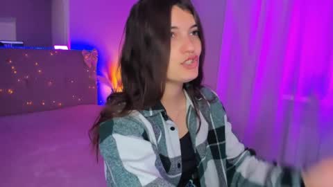 Laura online show from April 24, 5:10 am