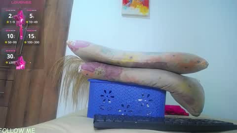 NATALIA PUERTAS online show from February 18, 1:29 pm