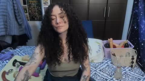  Wen  online show from January 9, 10:11 pm