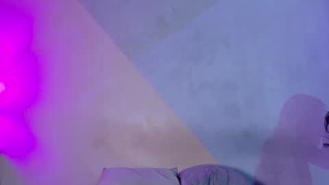 laura_and_kevin online show from September 21, 4:08 pm