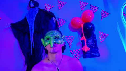 laura_and_kevin online show from October 5, 2:26 pm