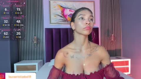 Laura online show from January 30, 7:26 pm