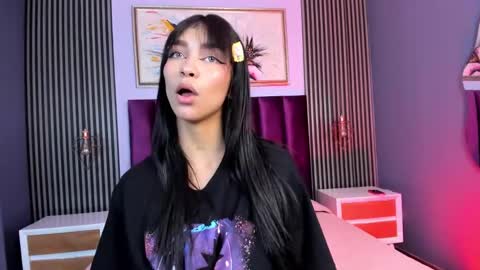 Laura online show from March 12, 4:13 pm