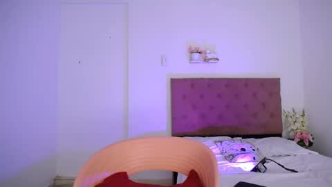 LAURA online show from January 21, 6:34 pm