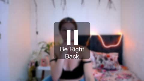 Snapshot of laura_candy02 chatting on May 6, 6:13 pm LAURA online show from May 6, 6:13 pm