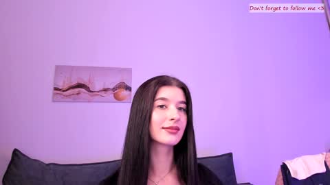 Laura online show from January 9, 11:34 pm