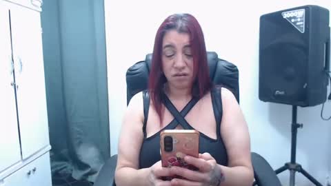 CALL ME LOVE  LAURA online show from August 5, 4:15 am
