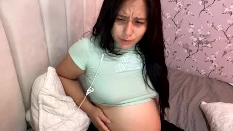 laura online show from February 6, 3:06 am