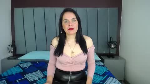 laura hotties online show from February 26, 1:19 pm