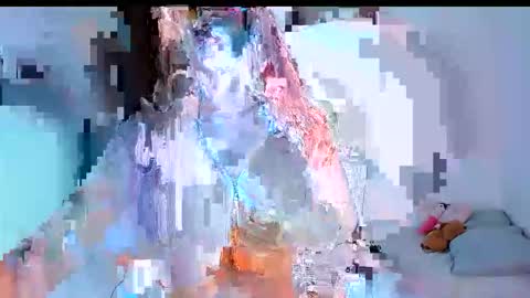 LauraIvy online show from June 11, 3:10 pm