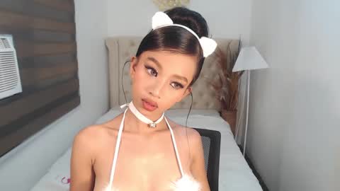 Laura leighxx online show from December 3, 1:41 am