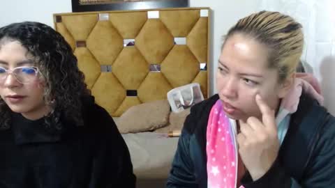 Snapshot of laura_marlyn chatting on February 14, 1:30 pm LARA online show from February 14, 1:30 pm