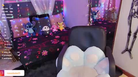 Kate  online show from February 12, 3:49 pm