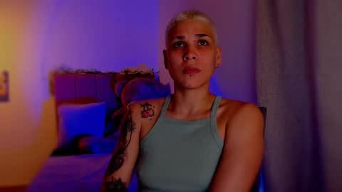 Laura Rose online show from March 5, 4:52 am