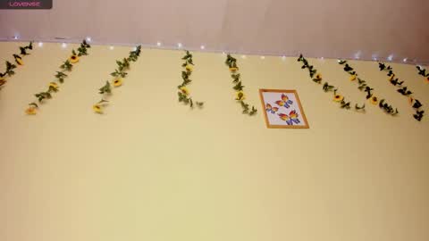 laura_summer online show from September 10, 2:22 am