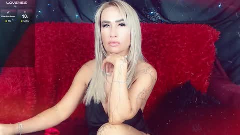 LauraCrystall online show from December 21, 5:20 pm