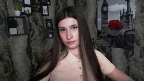 Laura online show from January 16, 7:40 pm