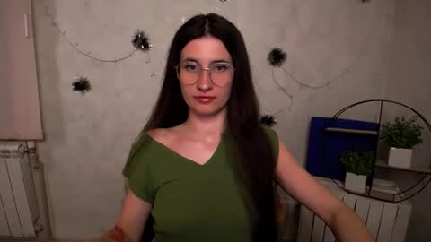 Snapshot of lauradre_ chatting on April 26, 11:02 pm Laura online show from April 26, 11:02 pm