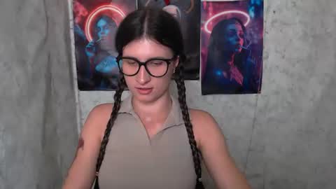 Laura online show from July 4, 7:36 am