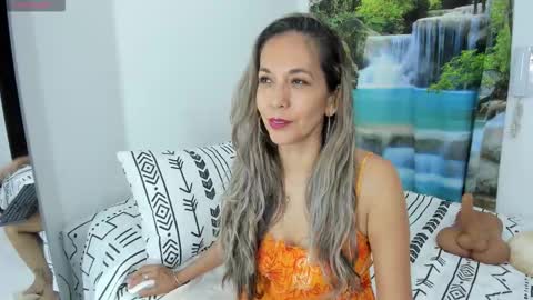 Laura online show from January 16, 9:13 am