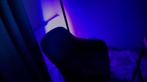 Leila Libertas online show from February 18, 7:43 pm