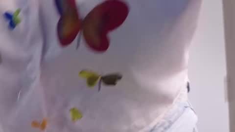 Laura online show from November 26, 9:27 pm