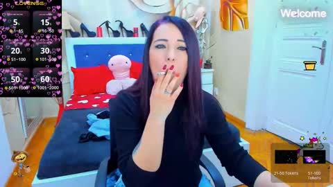 Snapshot of laurasinfull chatting on February 3, 4:14 am Laura online show from February 3, 4:14 am