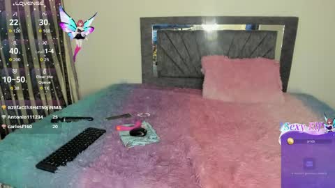 laurasofia01 online show from April 16, 10:12 pm