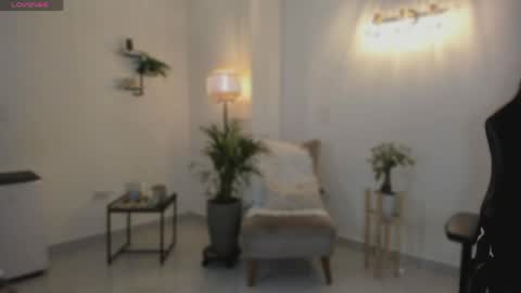 Snapshot of laurasophya chatting on May 31, 1:14 am Laura online show from May 31, 1:14 am