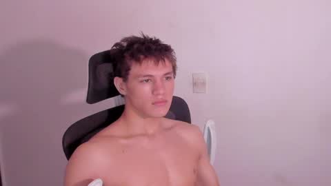 Laureent online show from April 5, 1:08 pm