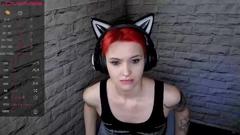 Snapshot of lauren_raquel chatting on April 29, 4:22 pm Eva online show from April 29, 4:22 pm