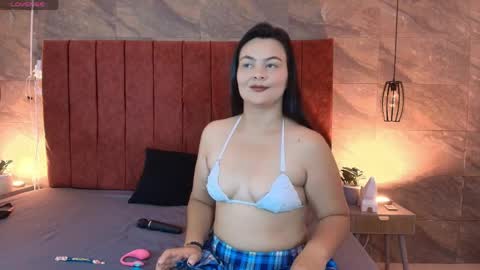 lauren_rouses online show from April 11, 4:39 am