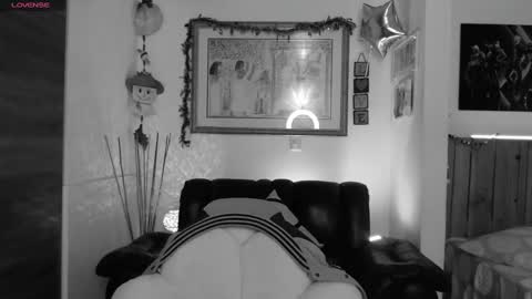 Lauren online show from January 3, 3:49 am