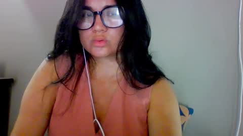 onlyfan laureng7 - 7 laureng2 online show from October 28, 5:37 pm